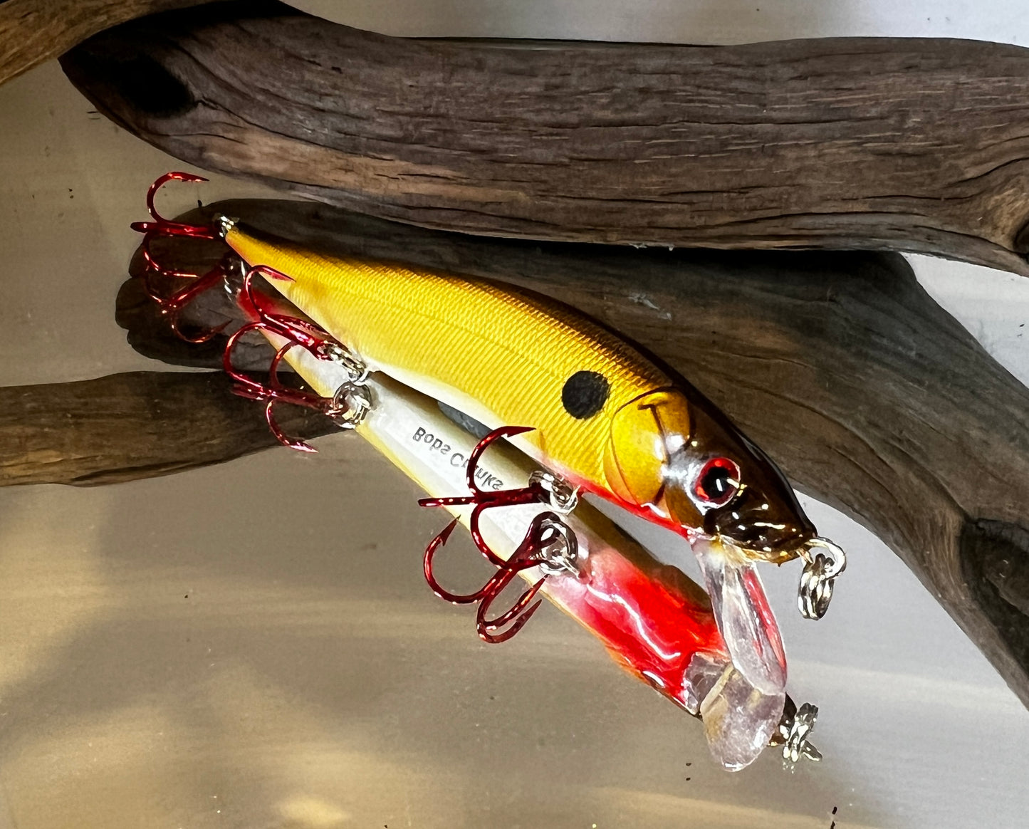 Jerkbait - Gold & Black pattern