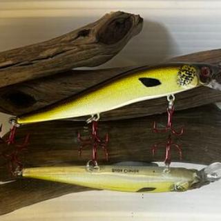 110 Jerkbait - Green/Brown pattern